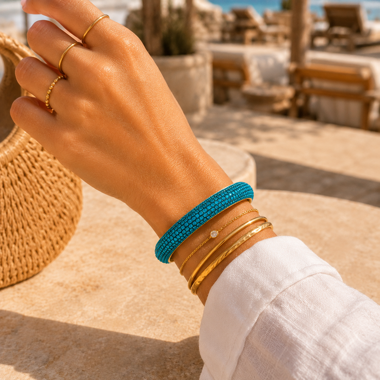 Laguna Crystal Bangle