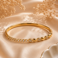 Heart Zircon Gold Bangle